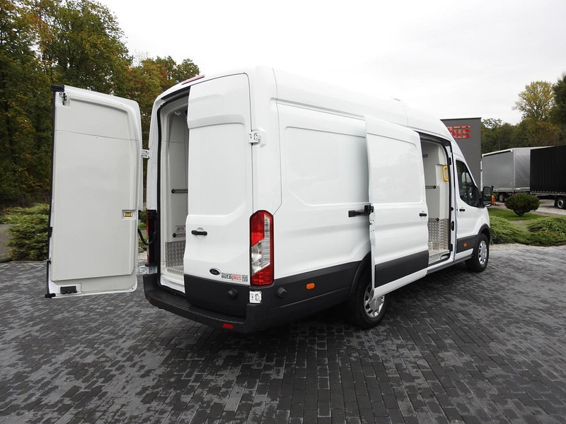 Ford TRANSIT FURGON CHŁODNIA 0*C FUNKCJA GRZANIA ZASILANIE 230V TEMP - Van berpendingin: gambar 3 Ford TRANSIT FURGON CHŁODNIA 0*C FUNKCJA GRZANIA ZASILANIE 230V TEMP - Van berpendingin: gambar 3