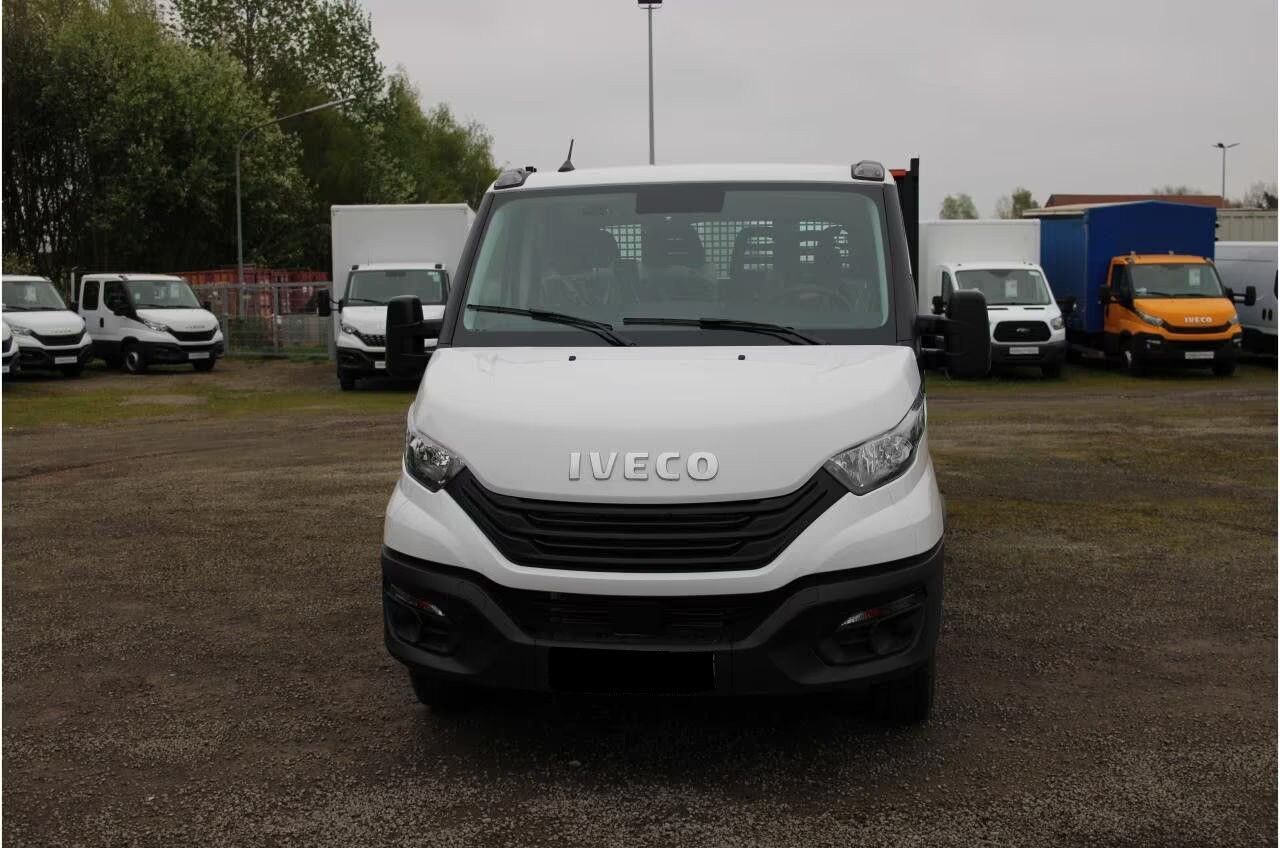 IVECO Daily 35S18A8P Luftf / Doka - Van flatbed: gambar 2 IVECO Daily 35S18A8P Luftf / Doka - Van flatbed: gambar 2