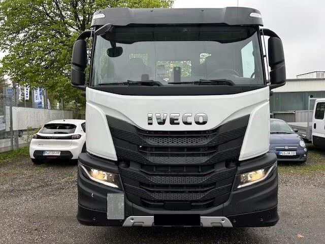 IVECO X-WAY AD280X46Y Hook Lift Palfinger PH T20 SLD5 - Hook lift: gambar 3 IVECO X-WAY AD280X46Y Hook Lift Palfinger PH T20 SLD5 - Hook lift: gambar 3