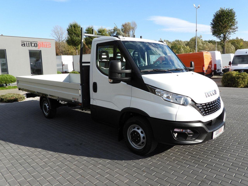 Iveco DAILY 35S14 - Van flatbed: gambar 4 Iveco DAILY 35S14 - Van flatbed: gambar 4