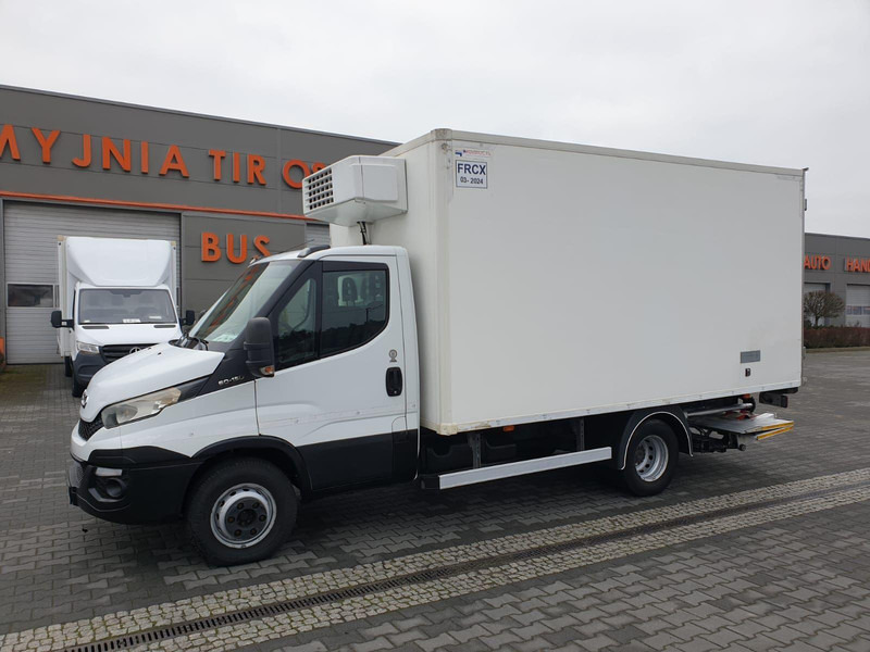 Iveco DAILY 60C15 60-150 TWO-CHAMBER REFRIGERATOR CONTAINER ISOTHERM F - Van berpendingin: gambar 3 Iveco DAILY 60C15 60-150 TWO-CHAMBER REFRIGERATOR CONTAINER ISOTHERM F - Van berpendingin: gambar 3