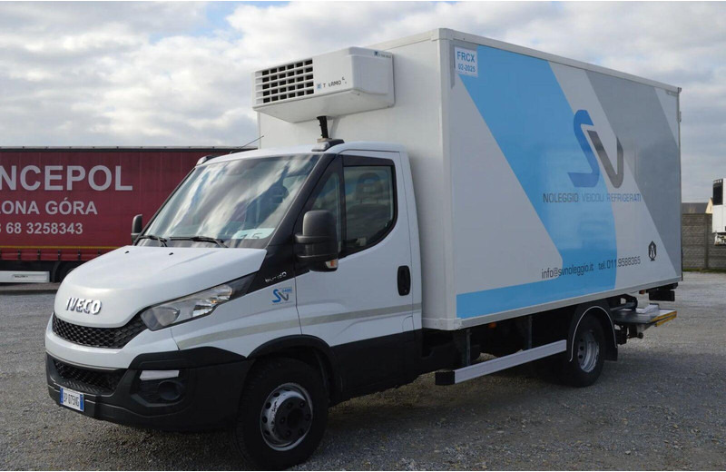 Iveco DAILY 60C15 REFRIGERATOR + SIDE AND REAR DOORS, LIFT FOLDED UNDE - Truk berpendingin: gambar 1 Iveco DAILY 60C15 REFRIGERATOR + SIDE AND REAR DOORS, LIFT FOLDED UNDE - Truk berpendingin: gambar 1