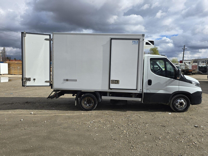 Iveco Daily 35-140 - Carrier Xarios 350 frigo - Van berpendingin: gambar 4 Iveco Daily 35-140 - Carrier Xarios 350 frigo - Van berpendingin: gambar 4