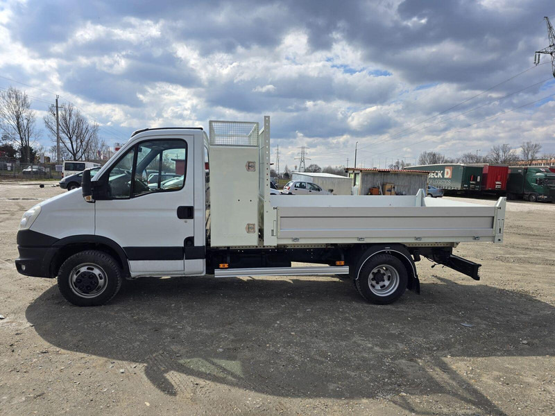 Iveco Daily 35 C 13 - Tipper + tool box - Van jungkit: gambar 5 Iveco Daily 35 C 13 - Tipper + tool box - Van jungkit: gambar 5
