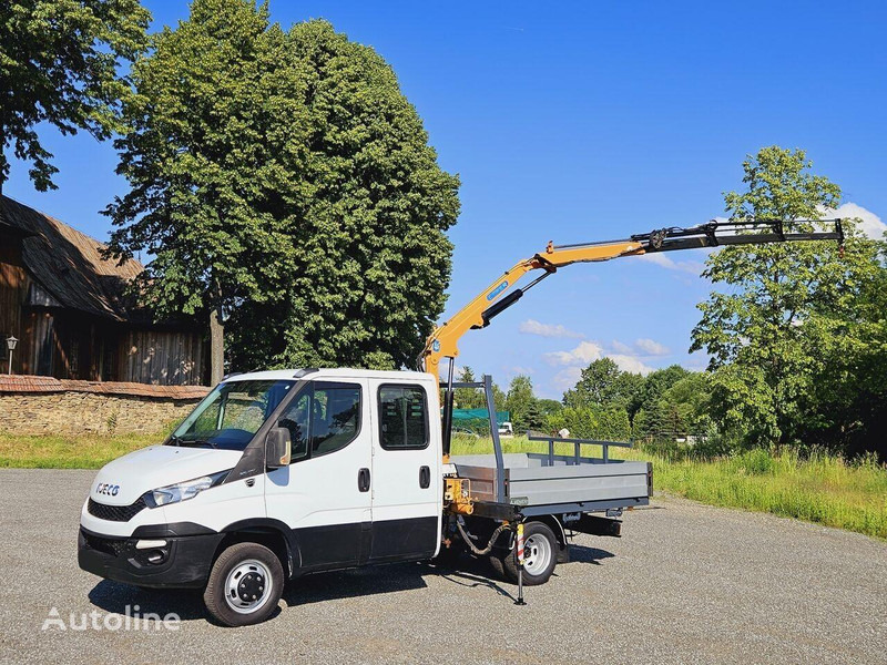 Iveco Daily 35c-15 Doka flatbed + crane Effer - Van flatbed, Van kombi: gambar 4 Iveco Daily 35c-15 Doka flatbed + crane Effer - Van flatbed, Van kombi: gambar 4