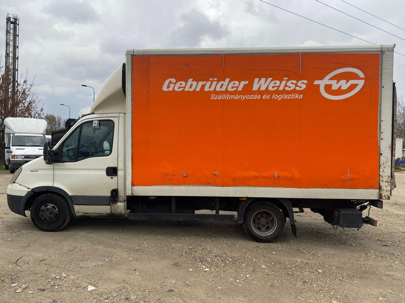 Iveco Daily 40 C 15 - Koffer + DHollandia LBW - Van box: gambar 5 Iveco Daily 40 C 15 - Koffer + DHollandia LBW - Van box: gambar 5