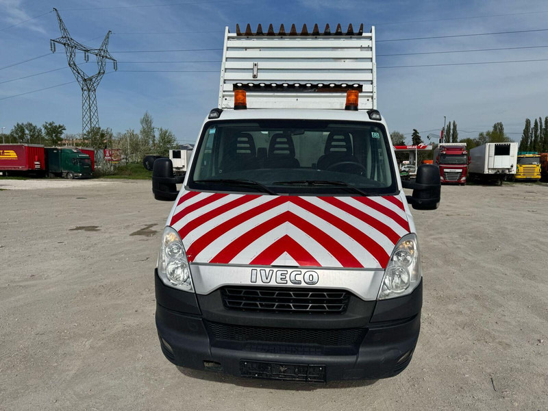 Iveco Daily 40 C 15 - Tipper - Van jungkit: gambar 2 Iveco Daily 40 C 15 - Tipper - Van jungkit: gambar 2