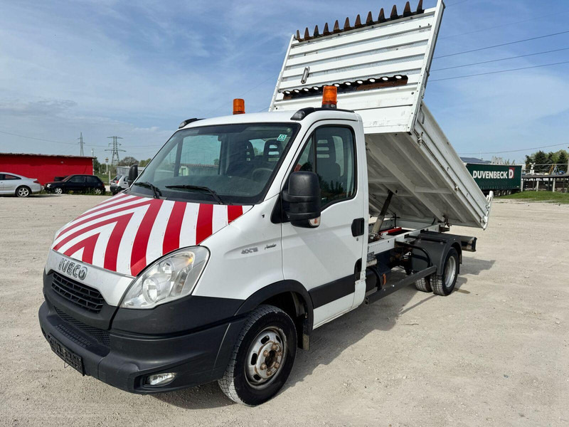 Iveco Daily 40 C 15 - Tipper - Van jungkit: gambar 1 Iveco Daily 40 C 15 - Tipper - Van jungkit: gambar 1