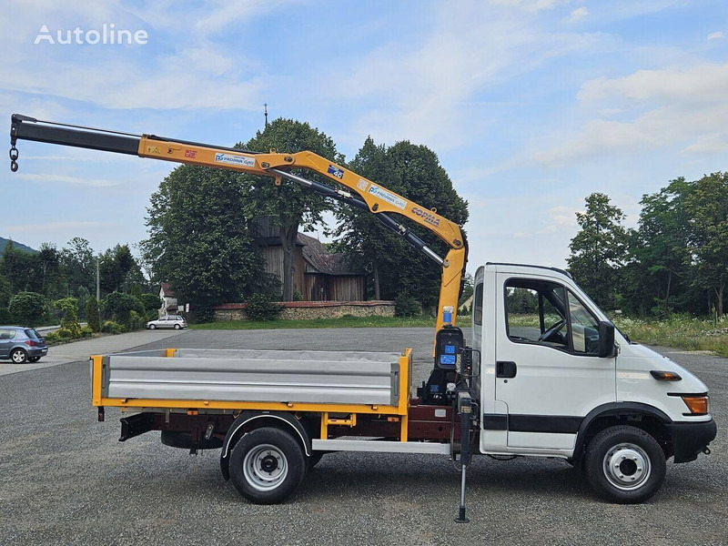 Truk flatbed, Truk derek Iveco Daily 65c-15 Flatbed + crane Copma: gambar 9