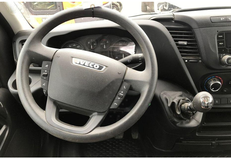 Iveco Daily CCB 35S14 D - Doka flatbed 4x4 - Van flatbed, Van kombi: gambar 4 Iveco Daily CCB 35S14 D - Doka flatbed 4x4 - Van flatbed, Van kombi: gambar 4