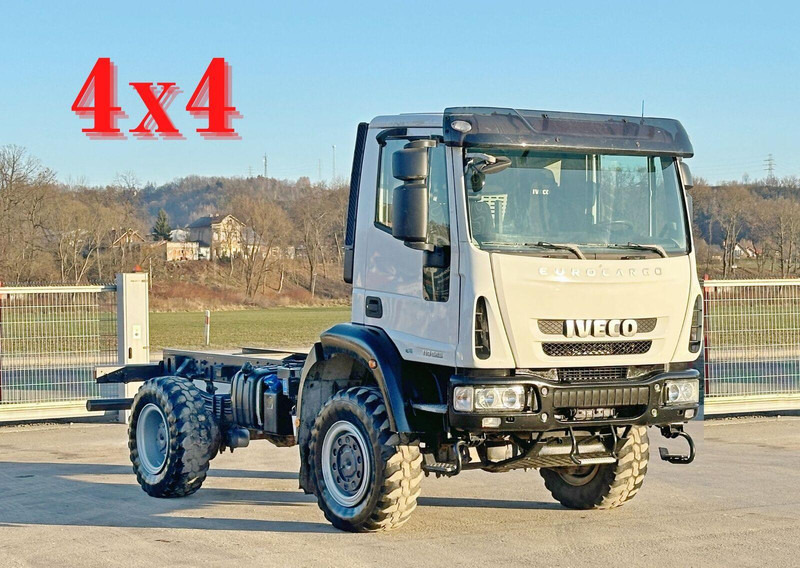 Iveco EUROCARGO 110-250* PLATFORM 4,60 m* 4x4 - Truk sasis: gambar 1 Iveco EUROCARGO 110-250* PLATFORM 4,60 m* 4x4 - Truk sasis: gambar 1