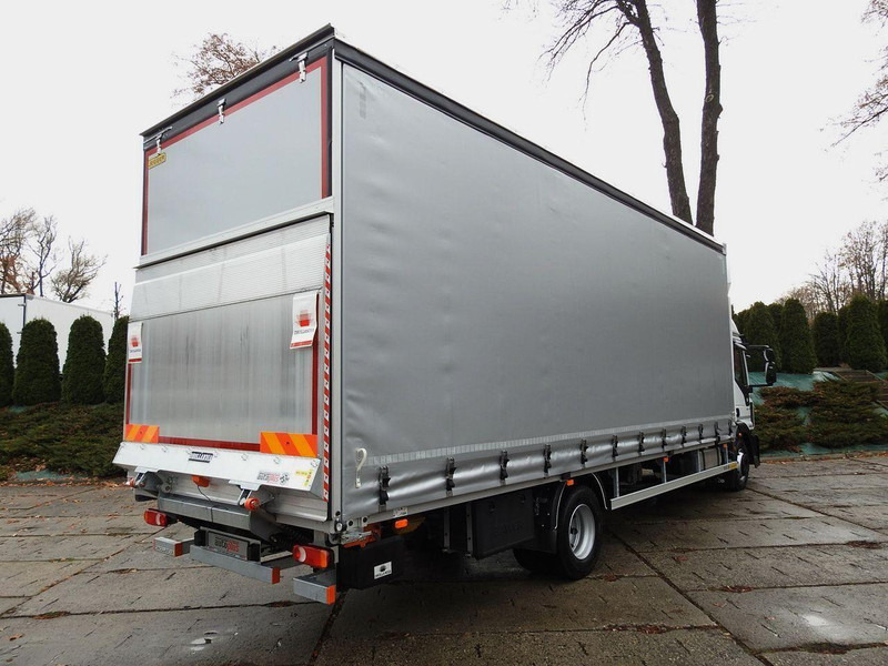 Iveco EUROCARGO 120-250 NOWY PLANDEKA WINDA 18 PALET WEBASTO KLIMATYZA - Truk box: gambar 3 Iveco EUROCARGO 120-250 NOWY PLANDEKA WINDA 18 PALET WEBASTO KLIMATYZA - Truk box: gambar 3