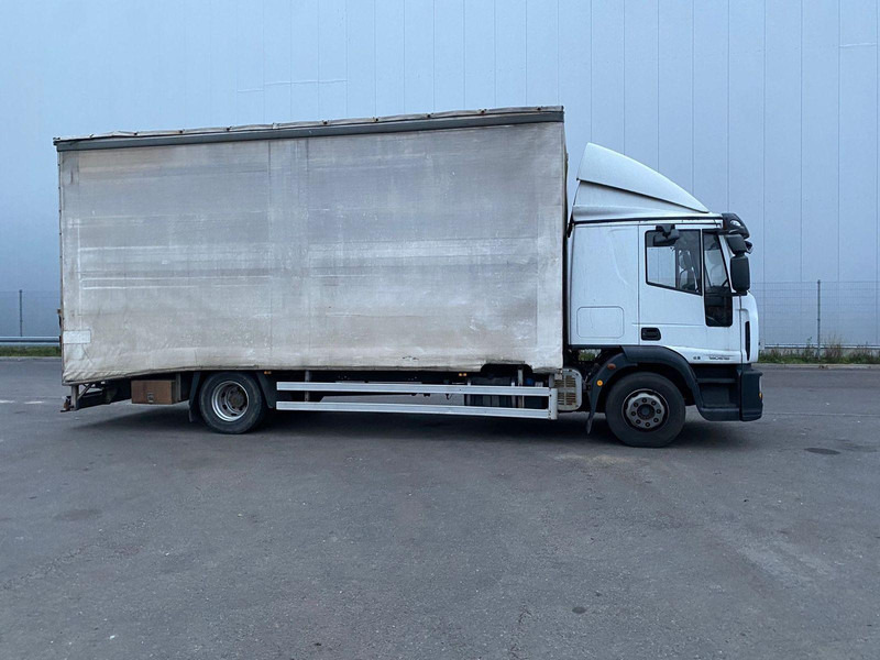 Iveco EuroCargo 140E18 + Tail lift - Mobil derek: gambar 4 Iveco EuroCargo 140E18 + Tail lift - Mobil derek: gambar 4