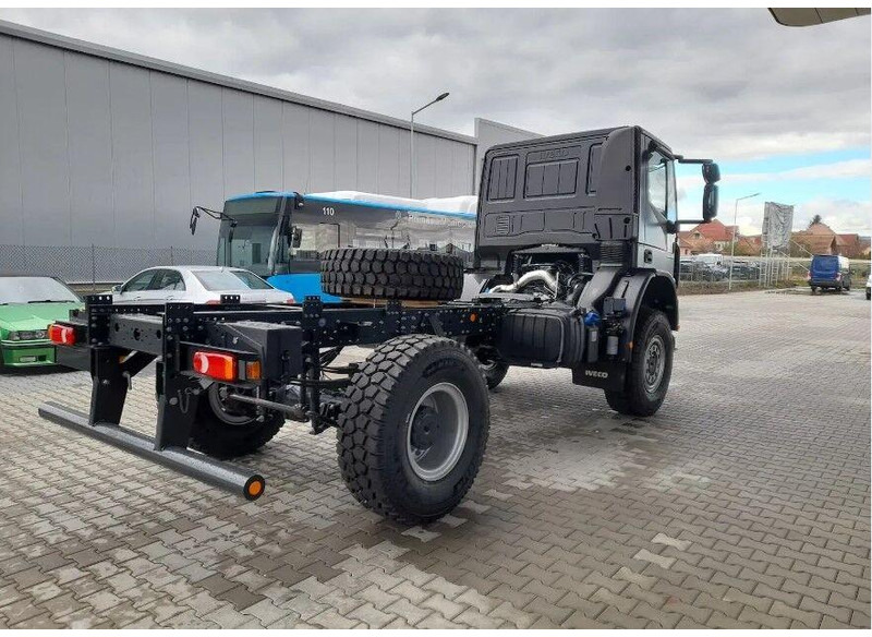 Iveco EuroCargo ML150E28WS - Truk sasis: gambar 5 Iveco EuroCargo ML150E28WS - Truk sasis: gambar 5