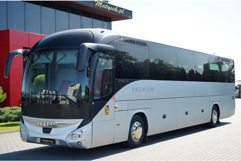 Iveco MAGELYS - Bus pariwisata: gambar 2 Iveco MAGELYS - Bus pariwisata: gambar 2