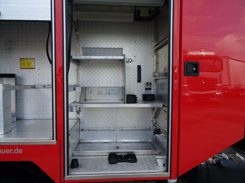 Truk pemadam kebakaran Iveco ML 120E Tűzoltóautó: gambar 9 Truk pemadam kebakaran Iveco ML 120E Tűzoltóautó: gambar 9