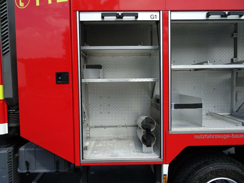 Truk pemadam kebakaran Iveco ML 120E Tűzoltóautó: gambar 12 Truk pemadam kebakaran Iveco ML 120E Tűzoltóautó: gambar 12