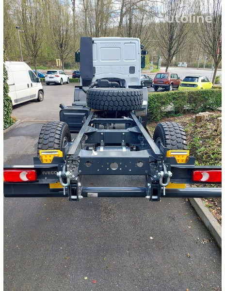 Iveco ML 150E24WS 4x4 - Truk sasis: gambar 4 Iveco ML 150E24WS 4x4 - Truk sasis: gambar 4