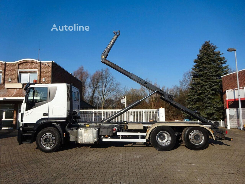 Iveco STRALIS 400 - Hook lift truck - Hook lift, Truk derek: gambar 2 Iveco STRALIS 400 - Hook lift truck - Hook lift, Truk derek: gambar 2