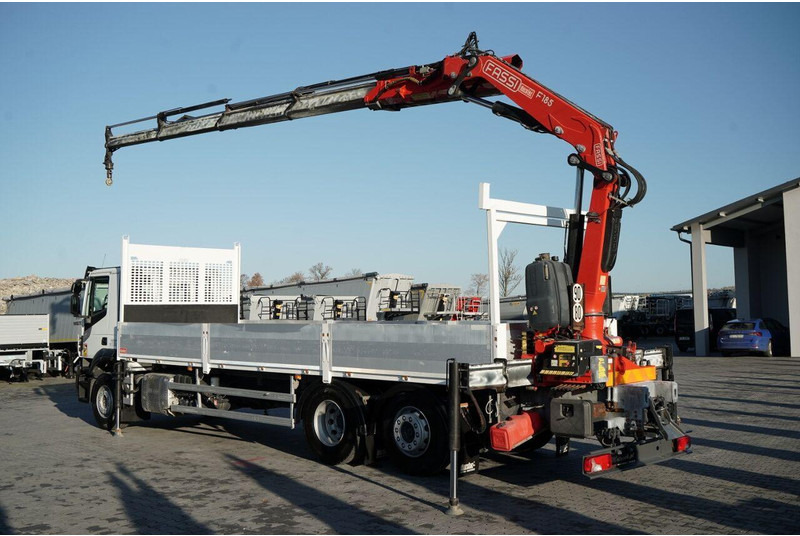 Iveco STRALIS 460 / 6X2 / SKRZYNIOWY 8,1 m + HDS FASSI. F185 MAX UDŹWI - Truk flatbed, Truk derek: gambar 3 Iveco STRALIS 460 / 6X2 / SKRZYNIOWY 8,1 m + HDS FASSI. F185 MAX UDŹWI - Truk flatbed, Truk derek: gambar 3