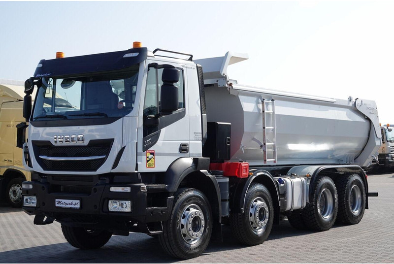 Iveco STRALIS X-WAY 480 / 8x4 / WYWROTKA TYLNOZSYP + HYDROKLAPA / OPON - Truk jungkit: gambar 5 Iveco STRALIS X-WAY 480 / 8x4 / WYWROTKA TYLNOZSYP + HYDROKLAPA / OPON - Truk jungkit: gambar 5