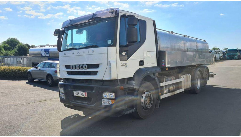 Iveco Stralis 420 6x2 16000 Liter - ohne Saug- und Mes - Truk tangki: gambar 1 Iveco Stralis 420 6x2 16000 Liter - ohne Saug- und Mes - Truk tangki: gambar 1