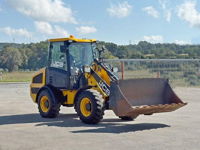 JCB 406 t4 * RADLADER * 4x4 * TOPZUSTAND - Wheel loader: gambar 3 JCB 406 t4 * RADLADER * 4x4 * TOPZUSTAND - Wheel loader: gambar 3