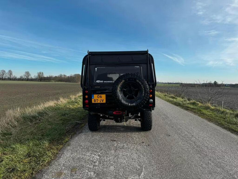 Land Rover Defender 130 - Off road 4x4 - Mobil SUV: gambar 3 Land Rover Defender 130 - Off road 4x4 - Mobil SUV: gambar 3