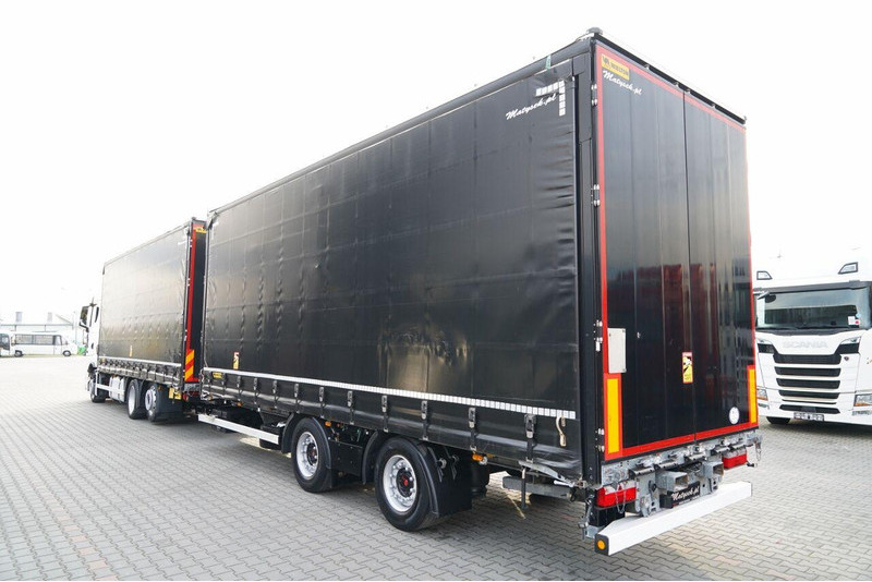 MAN - Truk dengan terpal samping: gambar 3 MAN - Truk dengan terpal samping: gambar 3