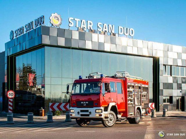 MAN L 80 4x4 Straż Pożarna Firetruck Feuerwehr - Truk pemadam kebakaran: gambar 3 MAN L 80 4x4 Straż Pożarna Firetruck Feuerwehr - Truk pemadam kebakaran: gambar 3