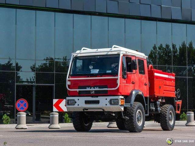 MAN LE220B 4x4 E Fire Truck Feuerwehr - Truk pemadam kebakaran: gambar 2 MAN LE220B 4x4 E Fire Truck Feuerwehr - Truk pemadam kebakaran: gambar 2