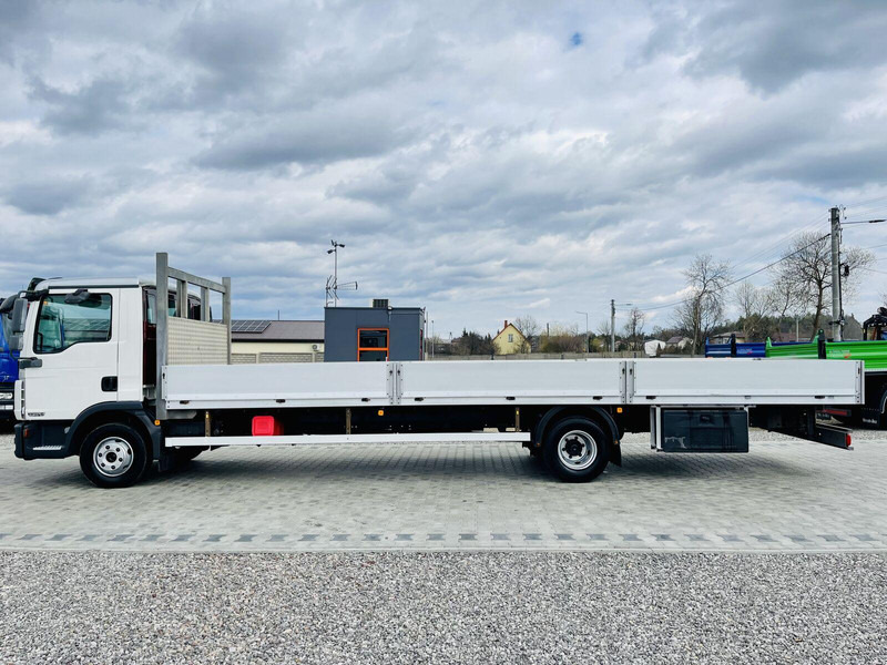 MAN TGL 12.250 - Truk flatbed: gambar 3 MAN TGL 12.250 - Truk flatbed: gambar 3