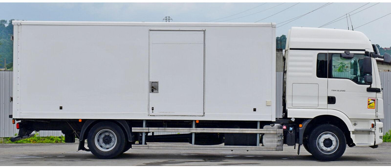 MAN TGM 12.290 - Truk box: gambar 3 MAN TGM 12.290 - Truk box: gambar 3