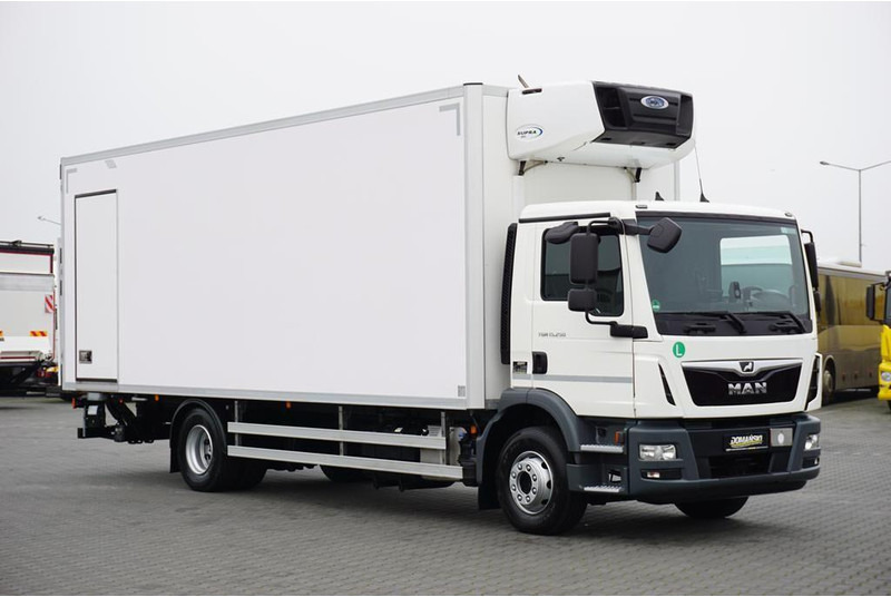 MAN TGM / 15.250 / EURO 6 / CHŁODNIA + WINDA / ŁAD. 6 750 KG / 18 PA - Truk berpendingin: gambar 1 MAN TGM / 15.250 / EURO 6 / CHŁODNIA + WINDA / ŁAD. 6 750 KG / 18 PA - Truk berpendingin: gambar 1