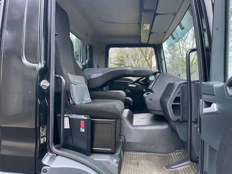 MAN TGM 15.250 Hoof lift + Crane - Hook lift, Truk derek: gambar 5 MAN TGM 15.250 Hoof lift + Crane - Hook lift, Truk derek: gambar 5