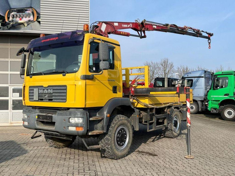 MAN TGM 18.280 4x4 Crane Tirre Euro 131 - Truk flatbed, Truk derek: gambar 1 MAN TGM 18.280 4x4 Crane Tirre Euro 131 - Truk flatbed, Truk derek: gambar 1