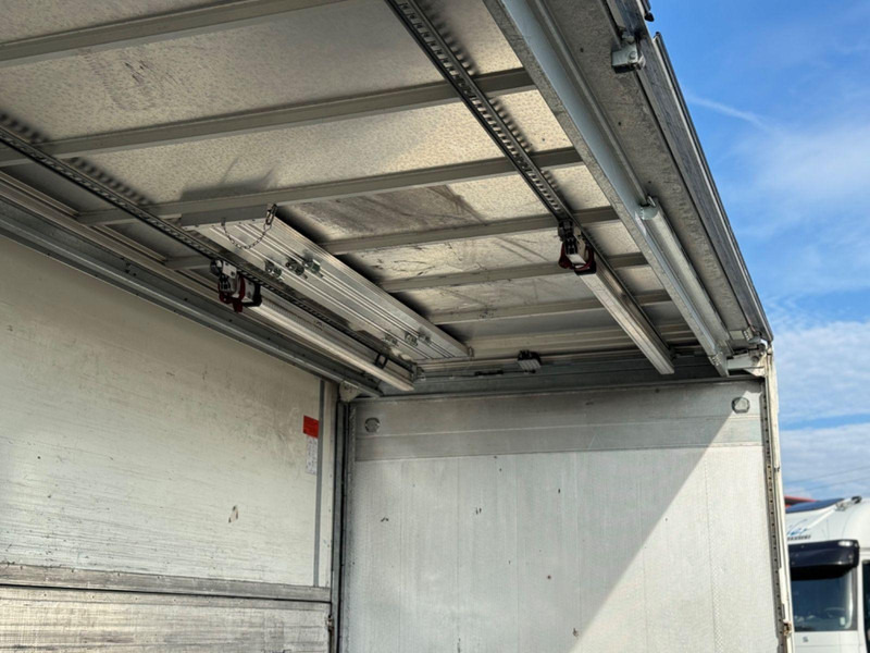 MAN TGM 18.290 L Beverage Truck + Tail Lift - Truk box: gambar 5 MAN TGM 18.290 L Beverage Truck + Tail Lift - Truk box: gambar 5