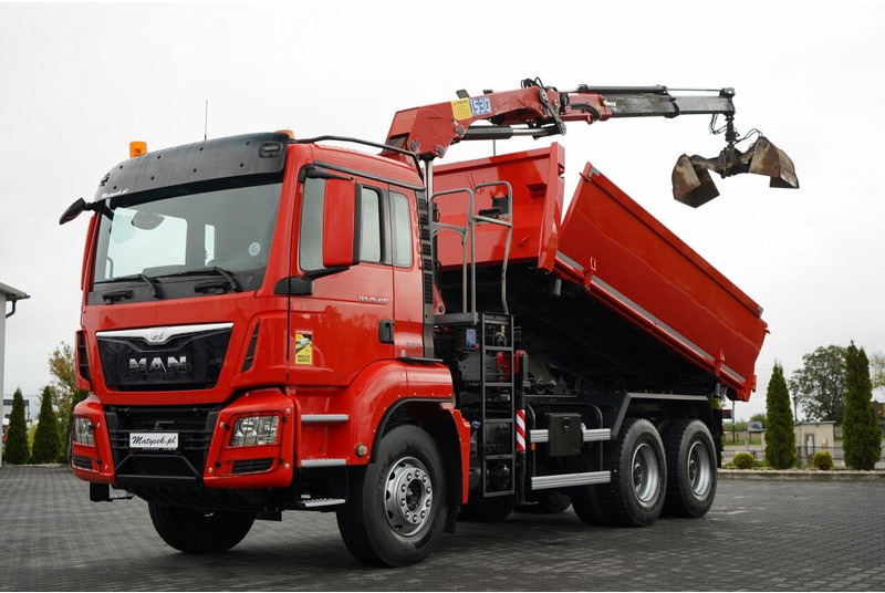 MAN TGS 26.400 / 6x4 / WYWROTKA 2 STRONNA + HDS HMF 1530 K2 / HYDR - Truk jungkit, Truk derek: gambar 1 MAN TGS 26.400 / 6x4 / WYWROTKA 2 STRONNA + HDS HMF 1530 K2 / HYDR - Truk jungkit, Truk derek: gambar 1