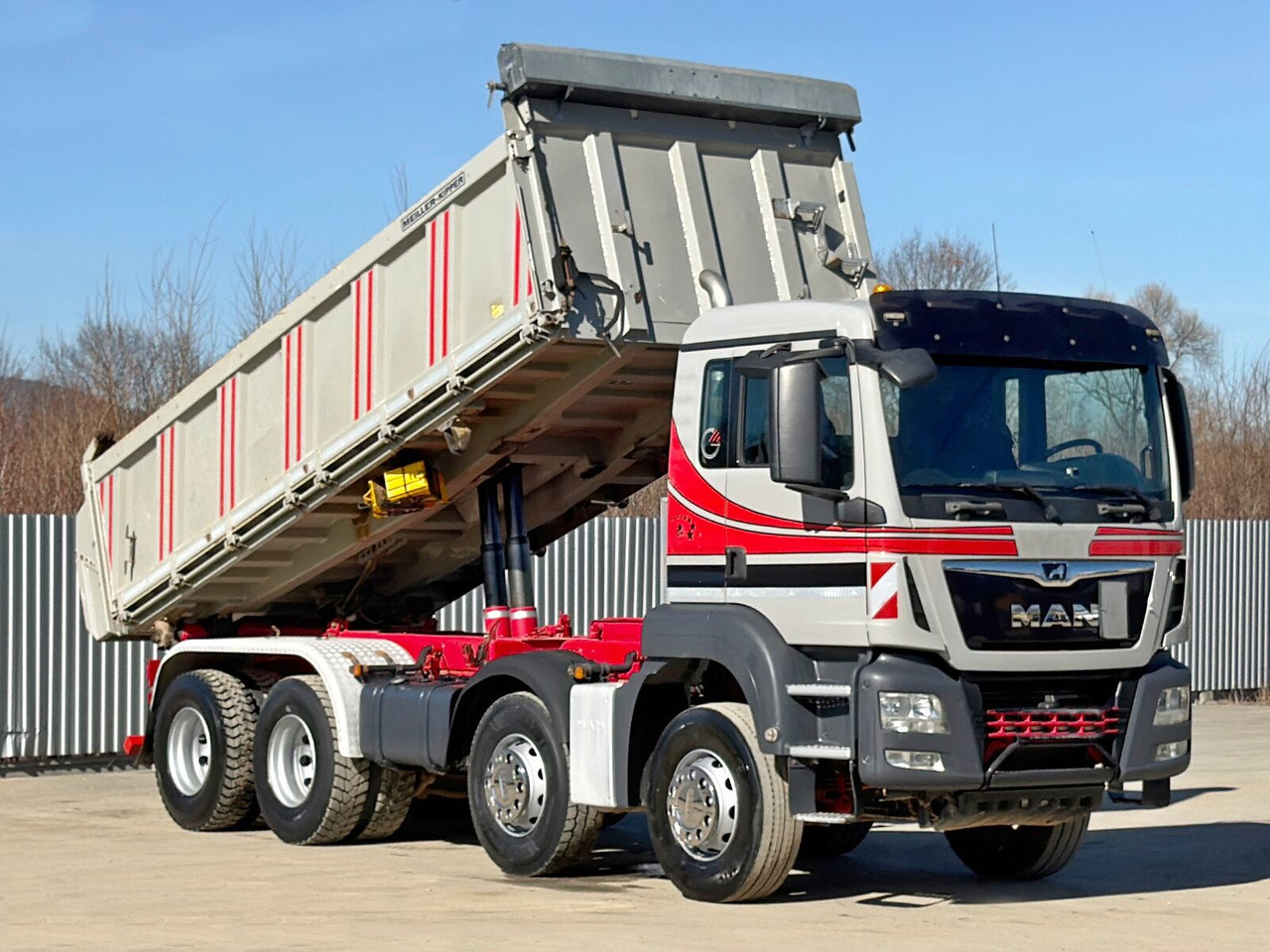 MAN TGS 26.460 * Kipper 5,60m+BORDMATIC * 8x4 * TOP - Truk jungkit: gambar 3 MAN TGS 26.460 * Kipper 5,60m+BORDMATIC * 8x4 * TOP - Truk jungkit: gambar 3
