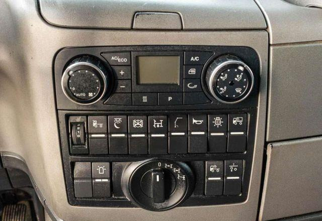 Truk flatbed, Truk derek MAN TGS 26.480 6x6 PALFINGER PK 34002 SH Crane Winc: gambar 19 Truk flatbed, Truk derek MAN TGS 26.480 6x6 PALFINGER PK 34002 SH Crane Winc: gambar 19