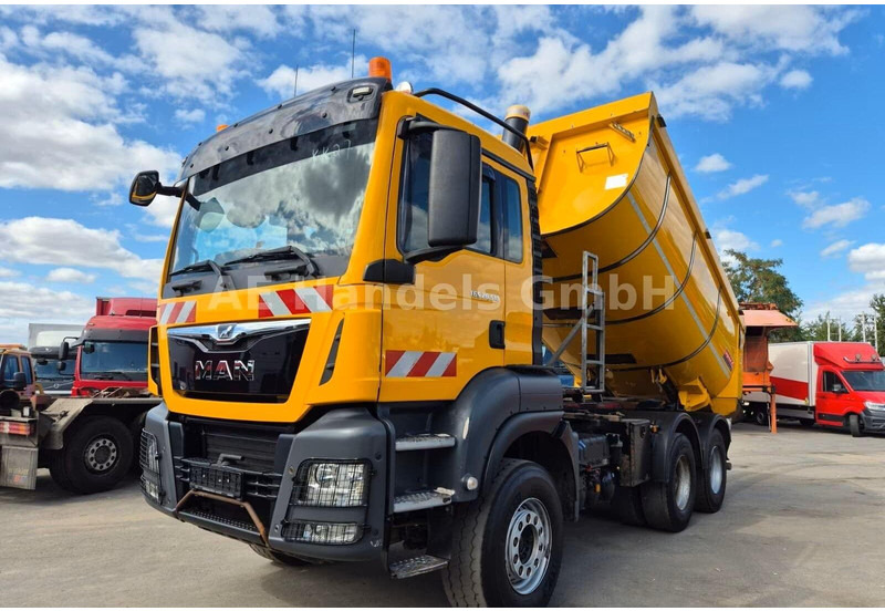 MAN TGS 26.510 - Langendorf Tipper - Truk jungkit: gambar 1 MAN TGS 26.510 - Langendorf Tipper - Truk jungkit: gambar 1