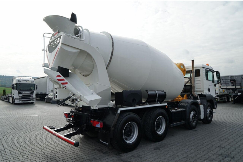 MAN TGS 32.400 - Truk pengaduk beton: gambar 5 MAN TGS 32.400 - Truk pengaduk beton: gambar 5