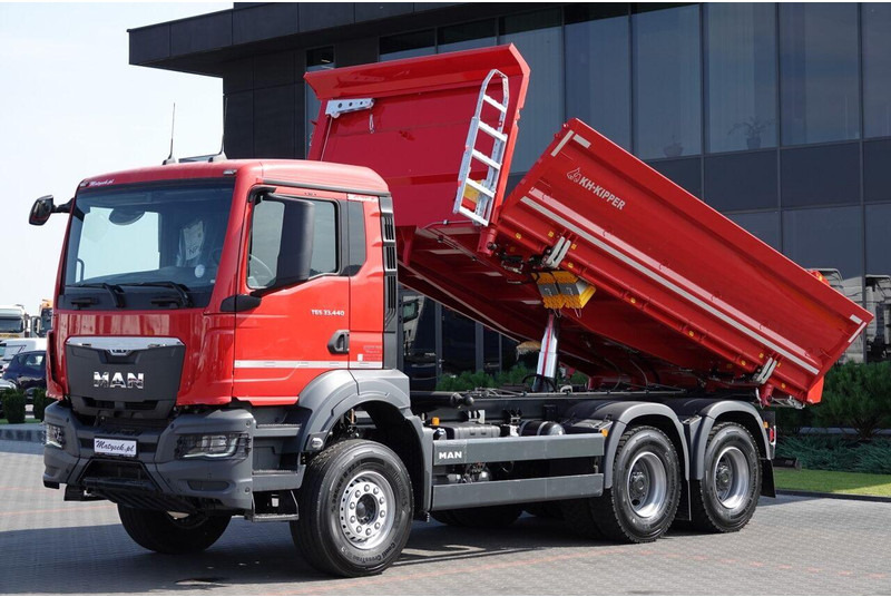 MAN TGS 33.440 / 6X4 / WYWROTKA 3 STRONNA / HYDROBURTA / BORDMATIC / - Truk jungkit: gambar 5 MAN TGS 33.440 / 6X4 / WYWROTKA 3 STRONNA / HYDROBURTA / BORDMATIC / - Truk jungkit: gambar 5