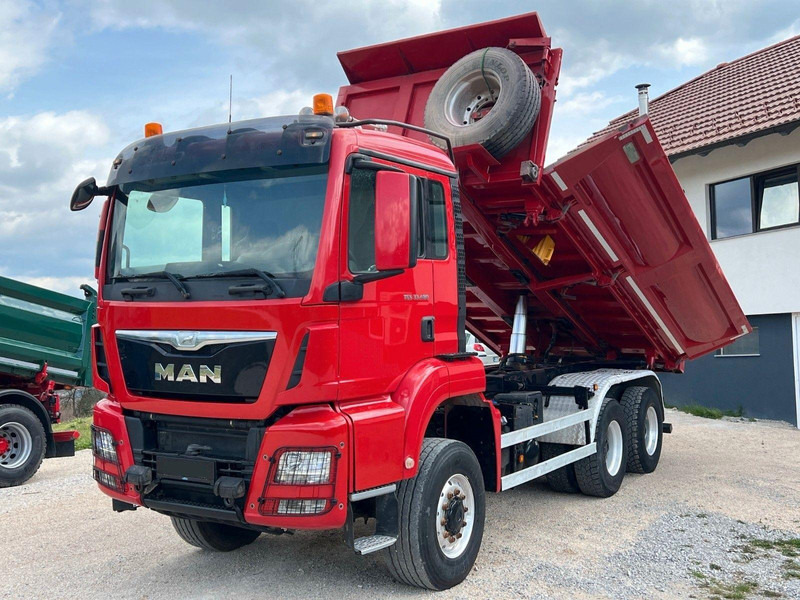 MAN TGS 33.480 6x6 B Tipper - Truk jungkit: gambar 4 MAN TGS 33.480 6x6 B Tipper - Truk jungkit: gambar 4