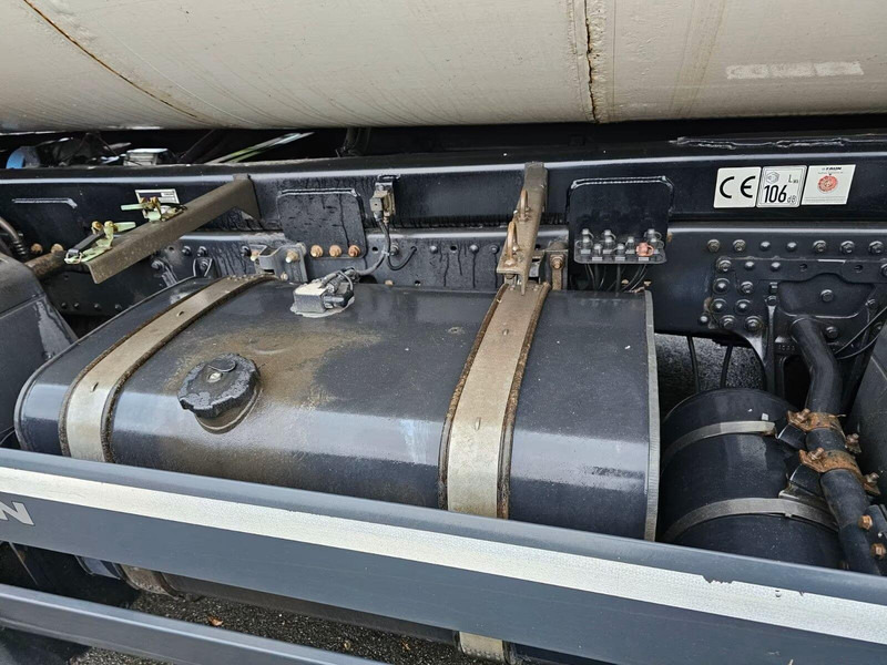 MAN TGS 35.360 - Garbage truck - Truk sampah: gambar 5 MAN TGS 35.360 - Garbage truck - Truk sampah: gambar 5