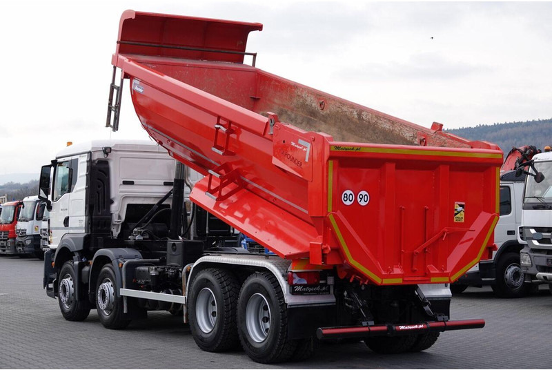 MAN TGS 35.430 / 8X4 / WYWROTKA TYLNOZSYPOWA / HYDROKLAPA / OPONY 10 - Truk jungkit: gambar 2 MAN TGS 35.430 / 8X4 / WYWROTKA TYLNOZSYPOWA / HYDROKLAPA / OPONY 10 - Truk jungkit: gambar 2