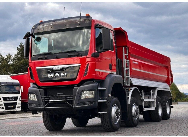 MAN TGS 41.480 8x8 - Truk jungkit: gambar 2 MAN TGS 41.480 8x8 - Truk jungkit: gambar 2