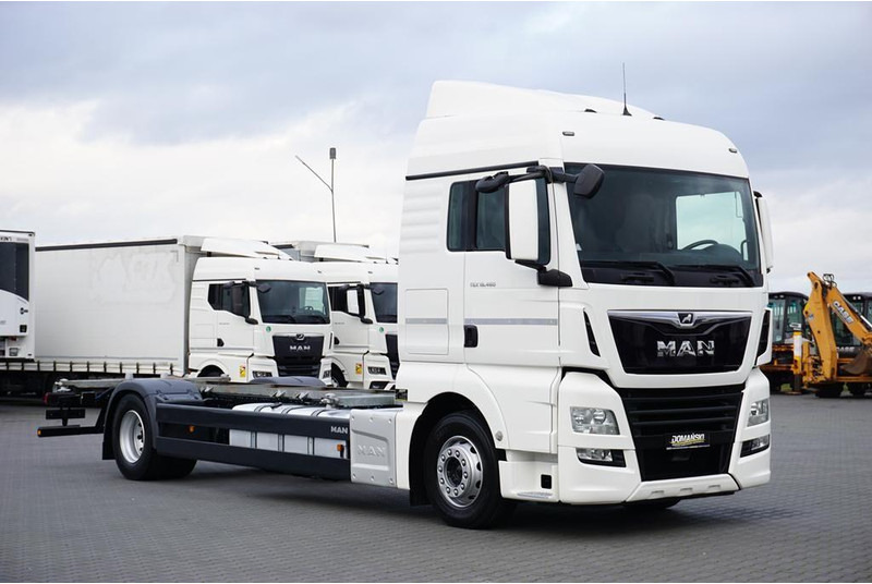 MAN TGX / 18.460 / ACC / E 6 / XLX / BDF / 7,15 M , 7,45 M - Truk sasis: gambar 1 MAN TGX / 18.460 / ACC / E 6 / XLX / BDF / 7,15 M , 7,45 M - Truk sasis: gambar 1