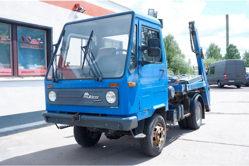 MULTICAR Champion 4x4 - Skip loader - Truk skip loader: gambar 2 MULTICAR Champion 4x4 - Skip loader - Truk skip loader: gambar 2
