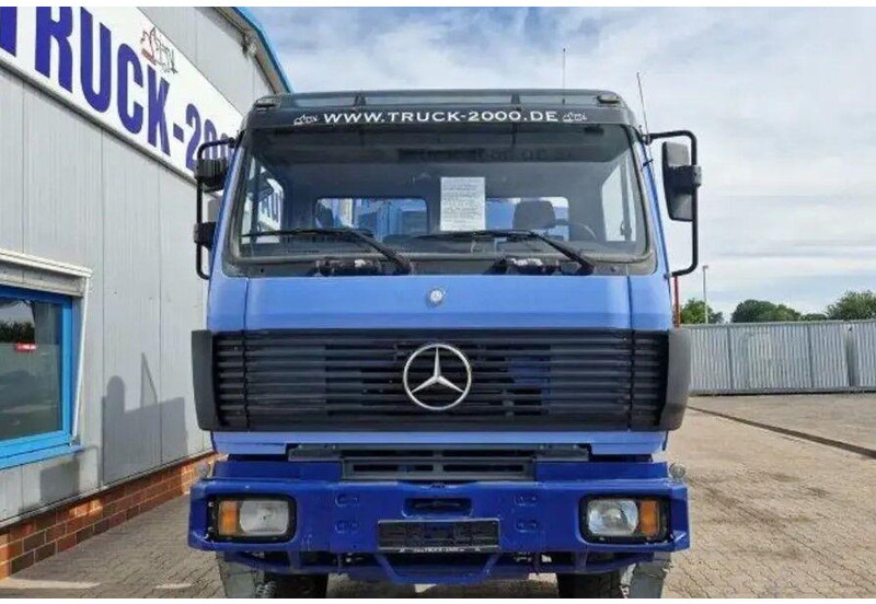 Mercedes-Benz 1831 4x4 Betonvágó - Mesin aspal: gambar 4 Mercedes-Benz 1831 4x4 Betonvágó - Mesin aspal: gambar 4